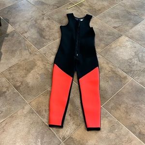 Harvey 2piece wet suit